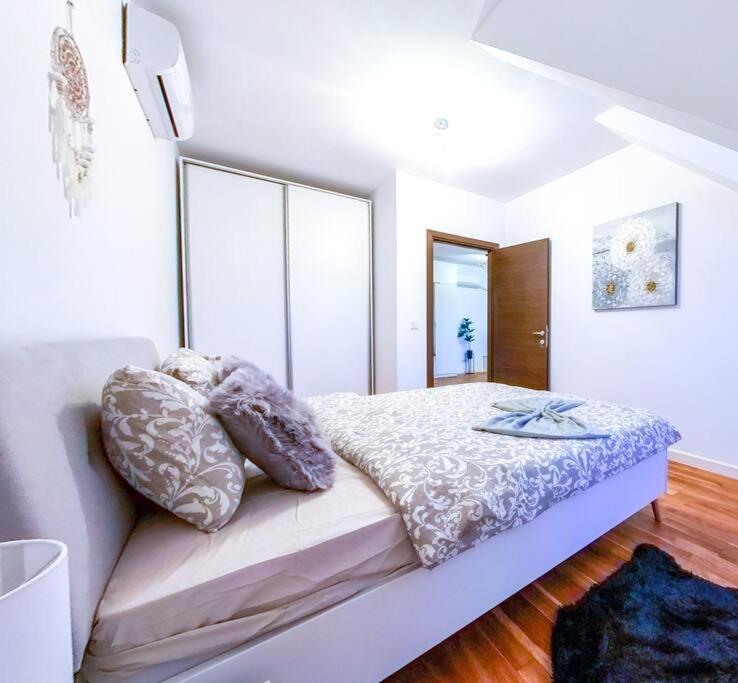 Bucharest Central D Apartment Dış mekan fotoğraf