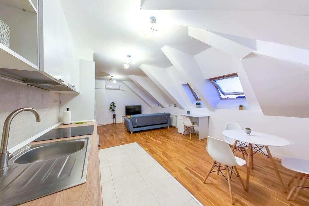 Bucharest Central D Apartment Dış mekan fotoğraf